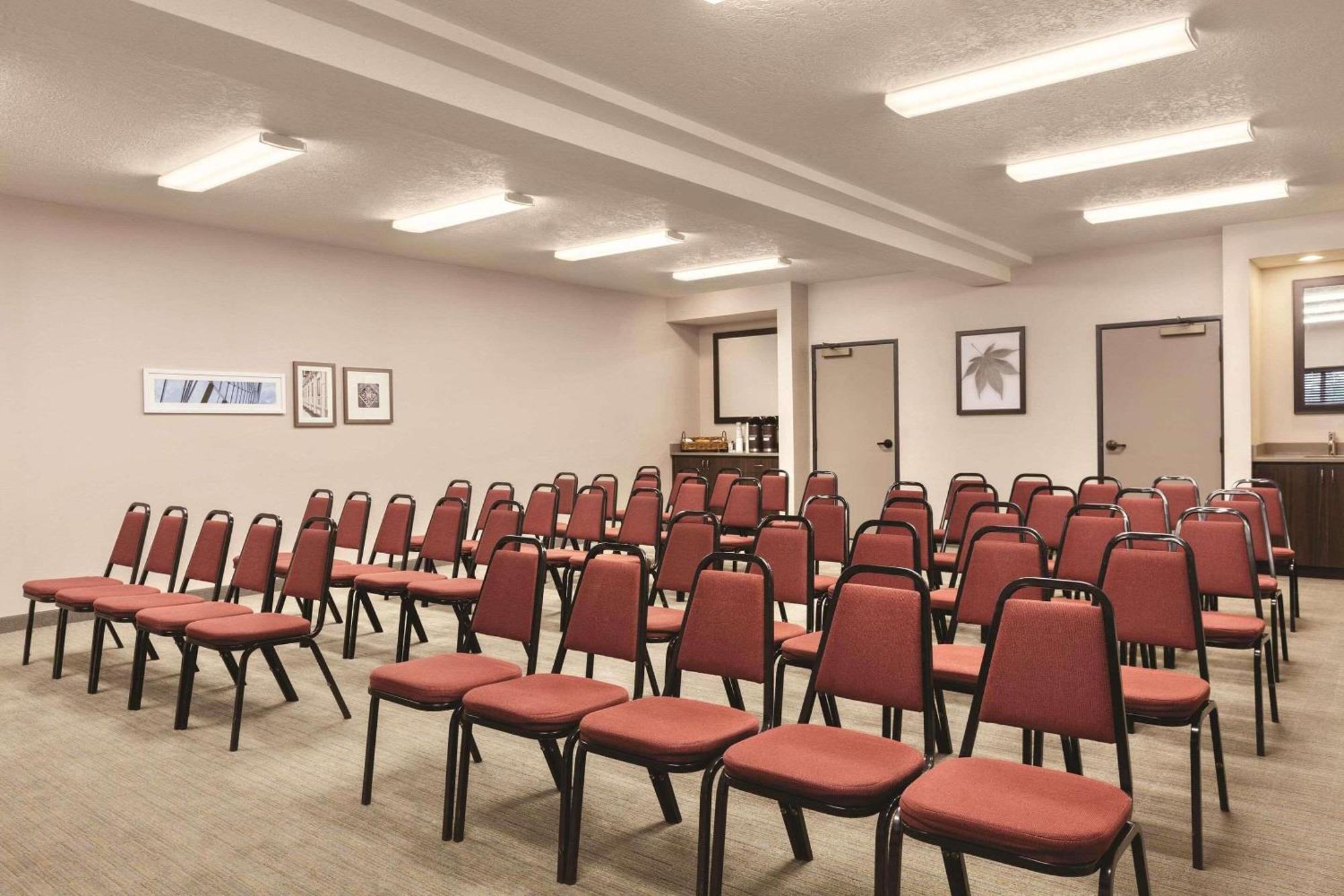 Country Inn & Suites By Radisson, Prineville, Or Exterior photo