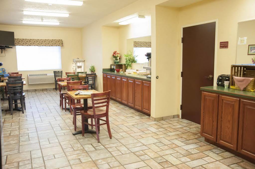 Country Inn & Suites By Radisson, Prineville, Or Exterior photo